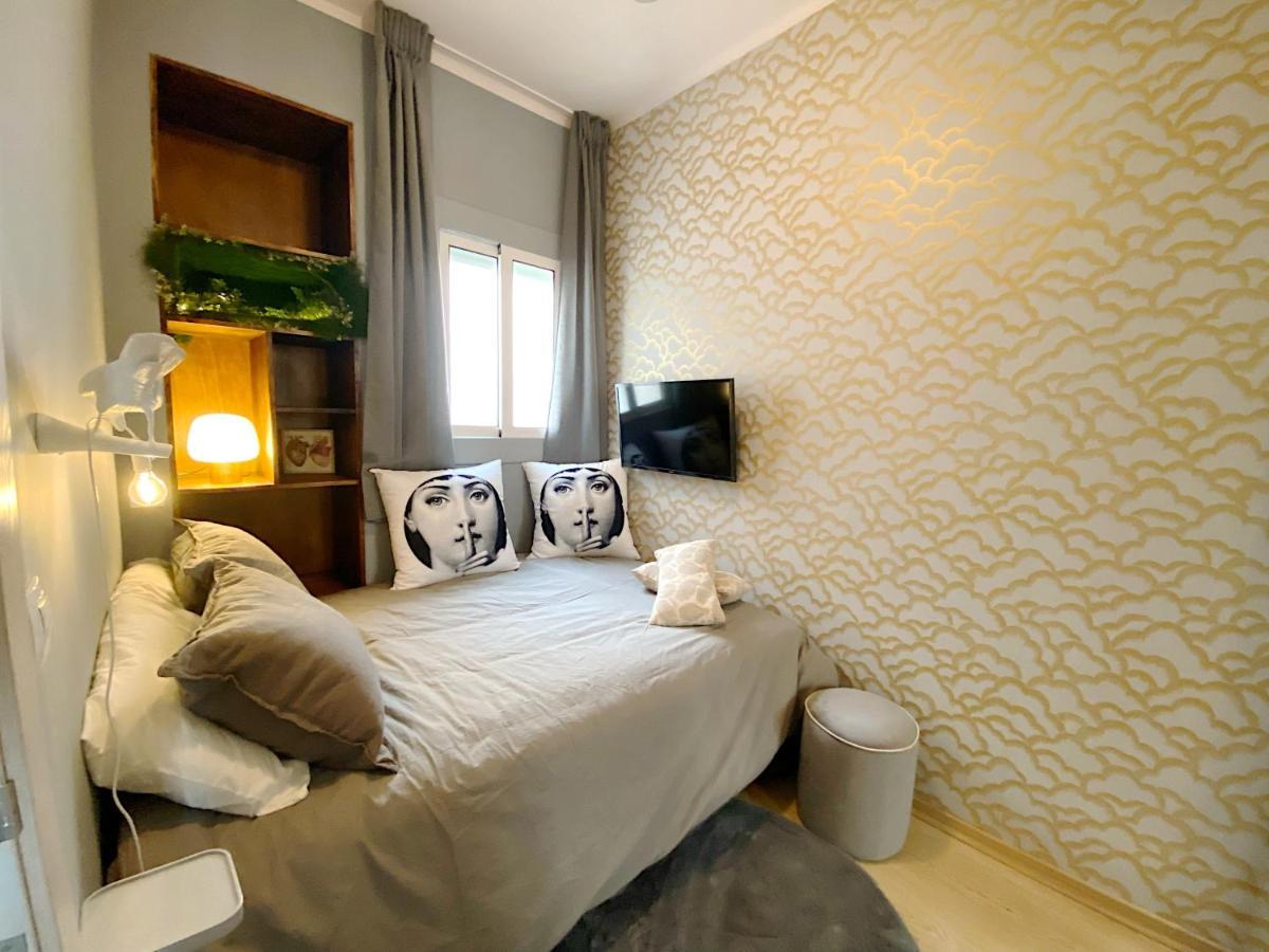 Abbott Apartment - 1 Min From The Beach - 100M2 - Sleeps 8 Sitges Eksteriør billede
